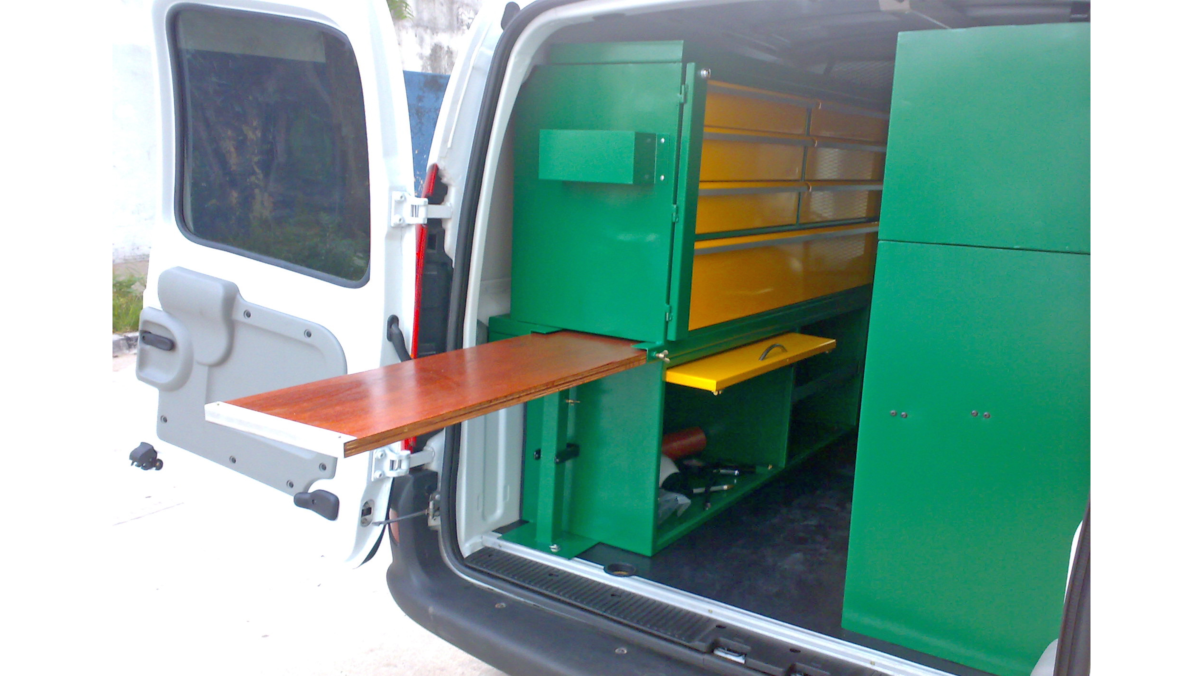 Equipamiento Taller Movil BDK OK Agro Junin