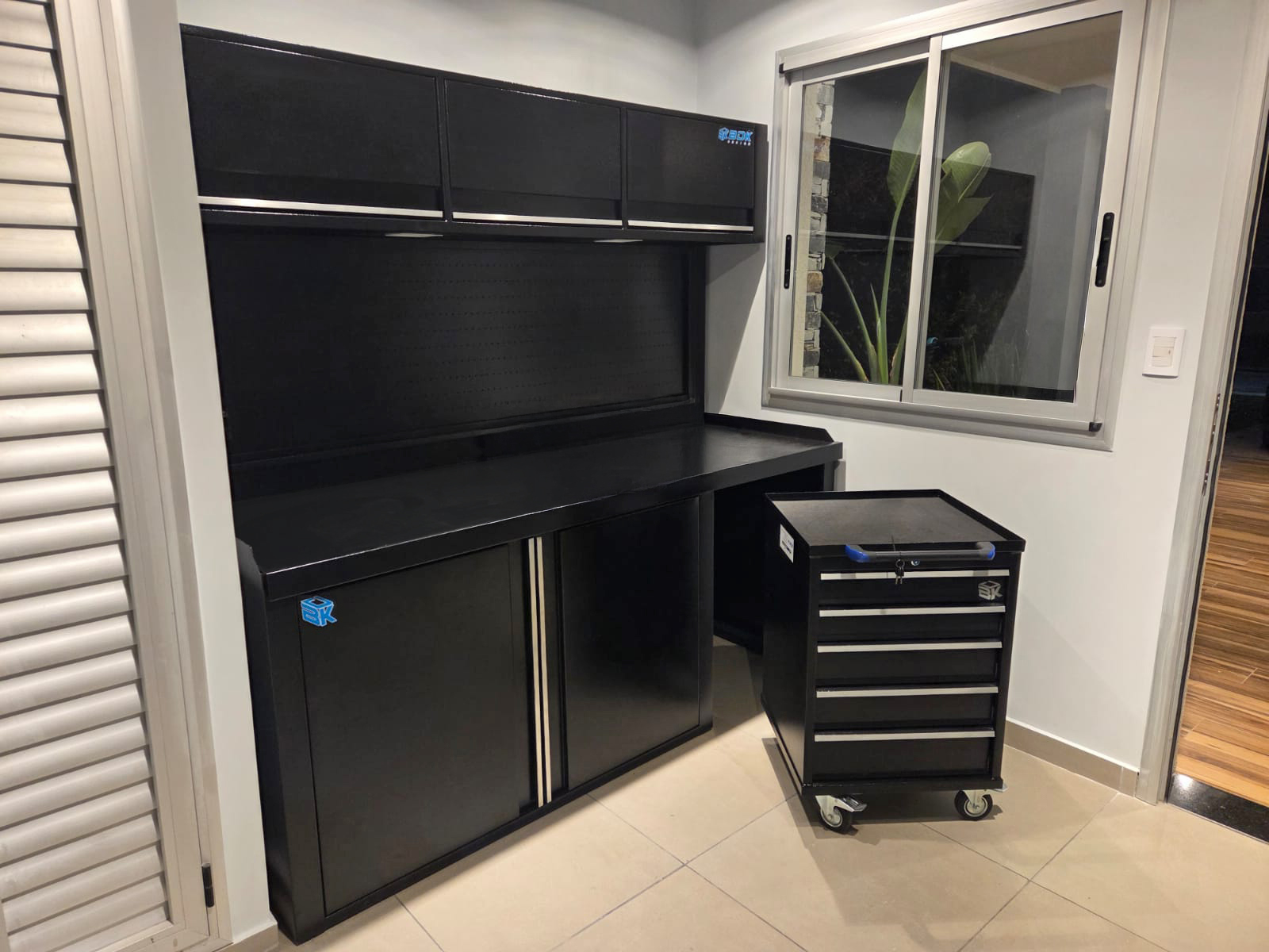 Equipamiento metalico para garage – BDK Design Equipamiento metalico para garage